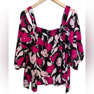 Vince Camuto Cold shoulder top. NWOT!